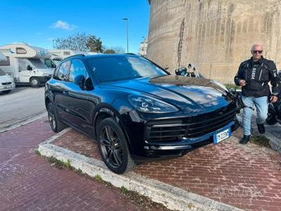 Porsche cayenne s 2019