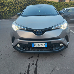 StyToyota chr Hybrid style