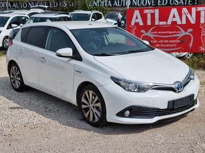 Toyota Auris 1.8 Hybrid Lounge