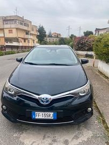 Toyota auris hybrid 1800 my 16 allestimento style