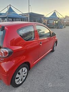 TOYOTA Aygo 1ª serie - 2014