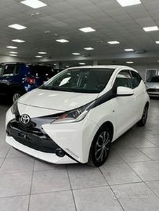 Toyota Aygo 1.0 VVT-i 69 CV 5 porte x-cool