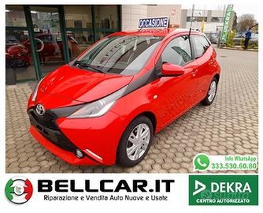 Toyota Aygo 1.0 VVT-i 69 CV 5 porte x-play