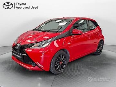 Toyota Aygo 1.0 VVT-i 69 CV 5 porte x-play