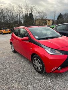 TOYOTA Aygo 2ª serie - 2016