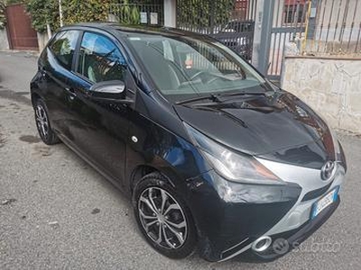 TOYOTA Aygo 2ª serie - 2017