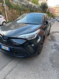 Toyota C-HR 1.8 E-CVT