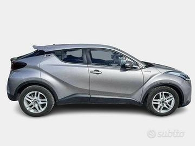 TOYOTA C-HR 1.8H 98CV E-CVT Business