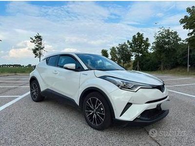 Toyota c-hr - 2019