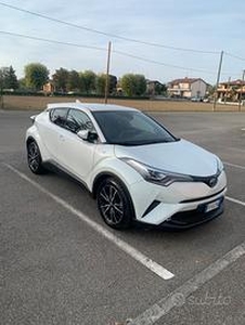 Toyota ch-r hybrid