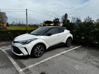 Toyota chr 1.8