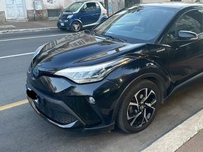 Toyota CHR 2.0 morebusiness 184cv ibrida