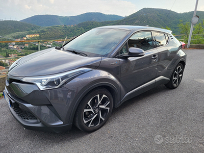 Toyota chr hybrid