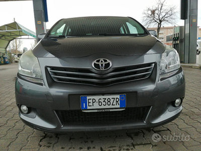 Toyota corolla verso diesel 7 posti del 2013