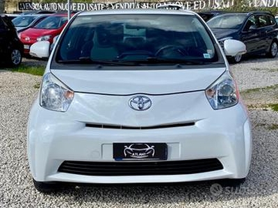 Toyota iQ 1.0 CVT Active