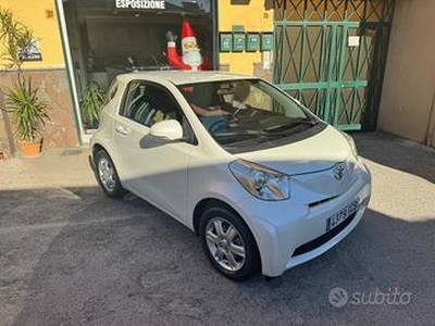 Toyota iQ 1.0 Sol