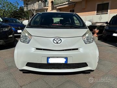 Toyota iQ 1.0 Sol