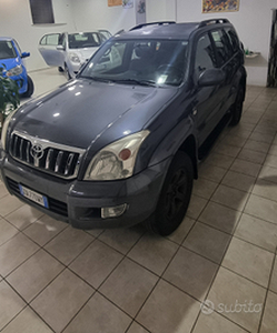 Toyota Landcruiser DESERT-CAR