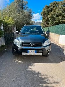 Toyota Rav 4 2.2 4-D 136 cv. Luxury