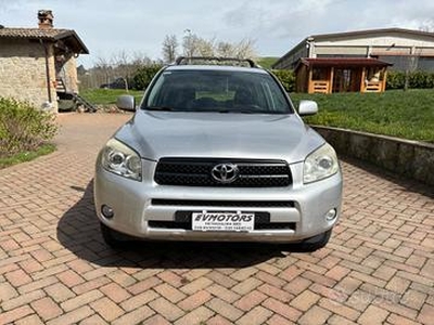 Toyota RAV 4 RAV4 2.2 D-4D 136 CV AUTO PER OPERATO