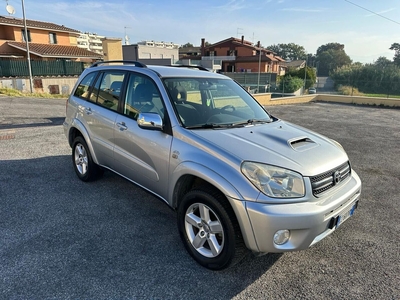 Toyota RAV 4 RAV4.com 2.0 Tdi D-4D cat 5 porte