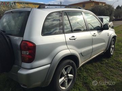 TOYOTA RAV4 2ª serie - 2004