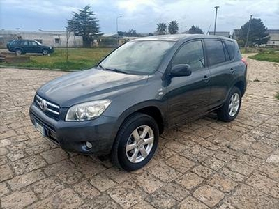 Toyota RAV4 2.2 D-4D 136 CV navi,sensori,retrocam