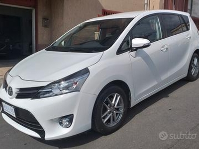 Toyota Verso 1.6 D-4D Style