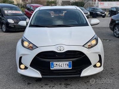 TOYOTA Yaris 1.0 5 porte Active