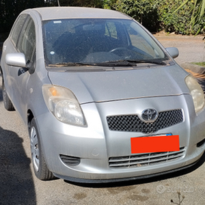 Toyota Yaris 1.0 sol 5p