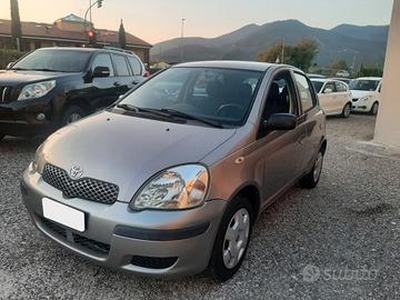 Toyota Yaris 1.0i 16V cat 5 porte