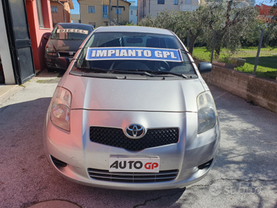 Toyota yaris 1.3 benzina GPL manuale 2006