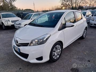 Toyota Yaris 1.4 D-4D 5 porte Lounge