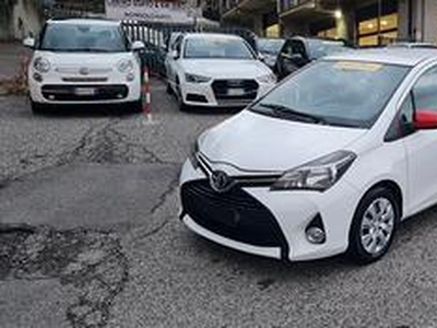 Toyota Yaris 1.4 D-4D 5p Active-11/2015-UNIPROPRIE