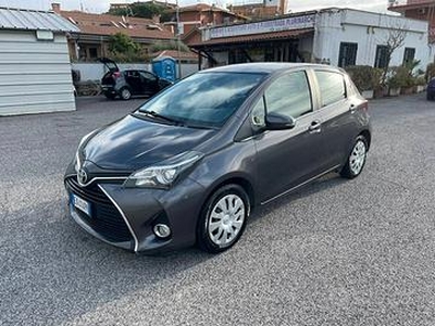 TOYOTA Yaris 1.4 d-4d 90 cv GARANZIA