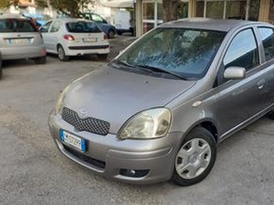 TOYOTA Yaris - 1.4 diesel 5 porte