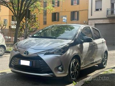 TOYOTA Yaris 1.5 Hybrid 5 porte Active Plus