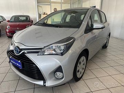 Toyota Yaris 1.5 Hybrid 5 porte Business