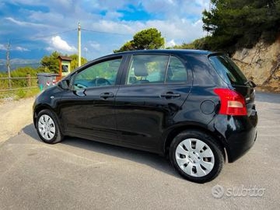 TOYOTA Yaris 2ª serie - 2006 113000KM