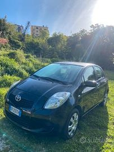 Toyota Yaris 2008 5 p. neopatentati