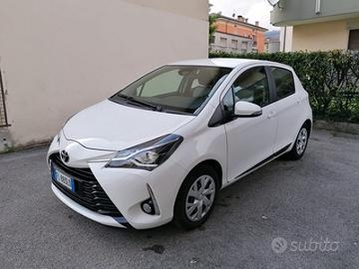 TOYOTA Yaris 2017 neopatentati benzina