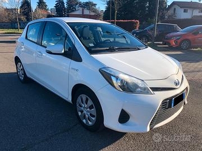 TOYOTA Yaris 3ª serie - 2013