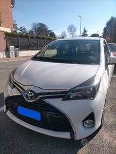 TOYOTA Yaris 3ª serie - 2015