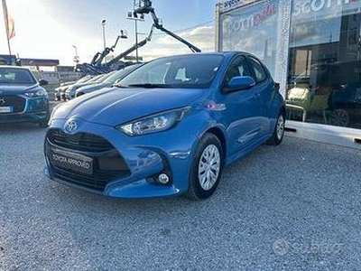 Toyota Yaris 4nd serie 1.5 Hybrid 5 porte Active