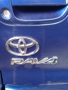 Vendo Toyota RAV 4X4 diesel