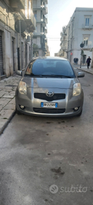 Vendo Toyota yaris