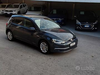 Volkswagen Golf 1.5 TGI 130 CV DSG 7.5 Business Bl