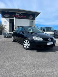 Volkswagen Golf 5 1.6 GPL United