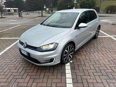 VOLKSWAGEN Golf 7ª GTE hybrid