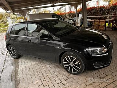 VOLKSWAGEN Golf 7ª serie - 2016